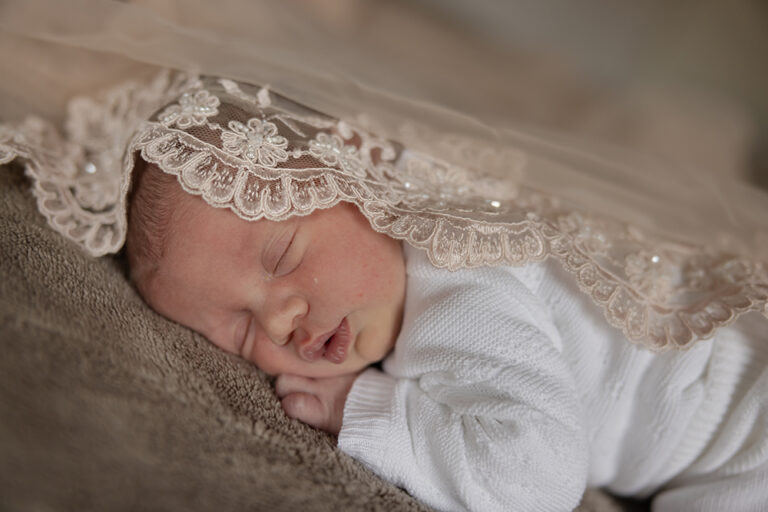 newbornshoot thuis flevoland, newbornshoot thuis friesland janneke van den berg fotografie