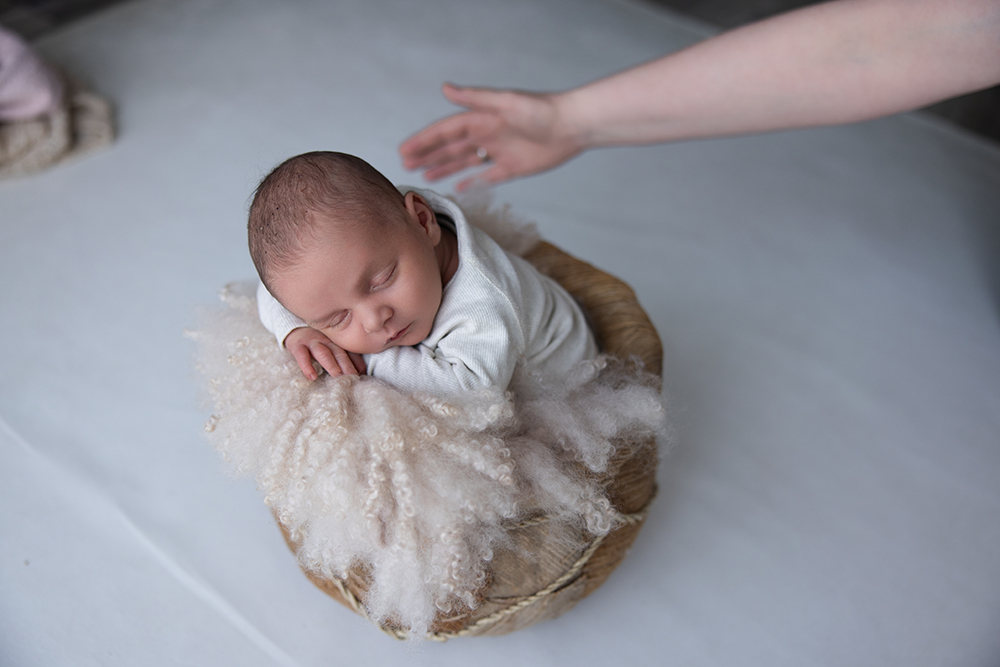Newborn fotografie leren | Pasgeboren baby veilig fotograferen 2 newborn fotografie leren. janneke van den berg fotografie